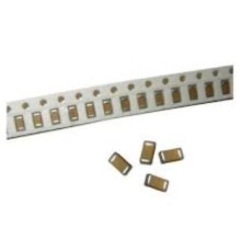 100X CAPACITOR SMD 1206 100PF x 50V